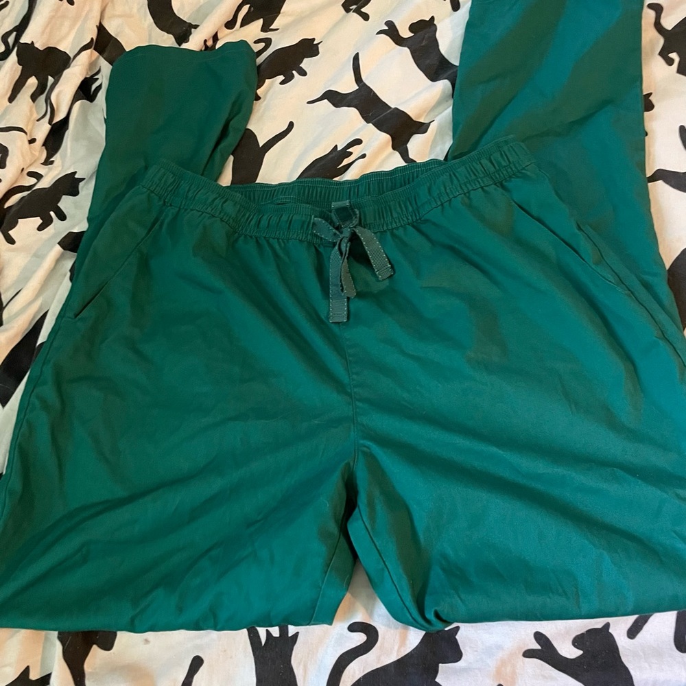 Jaanuu scrub pants